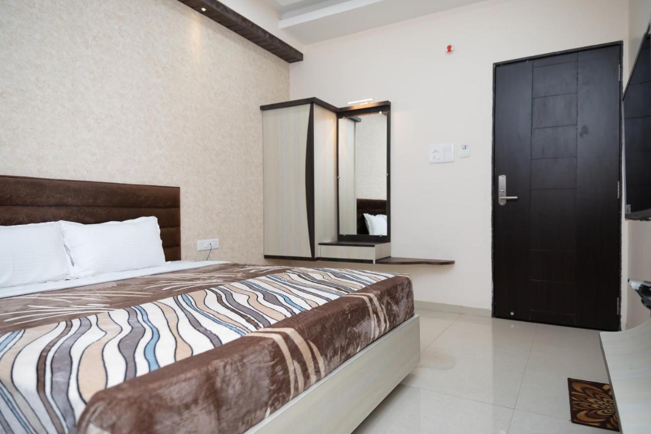 Hotel Indian Heritage Raipur  Ngoại thất bức ảnh